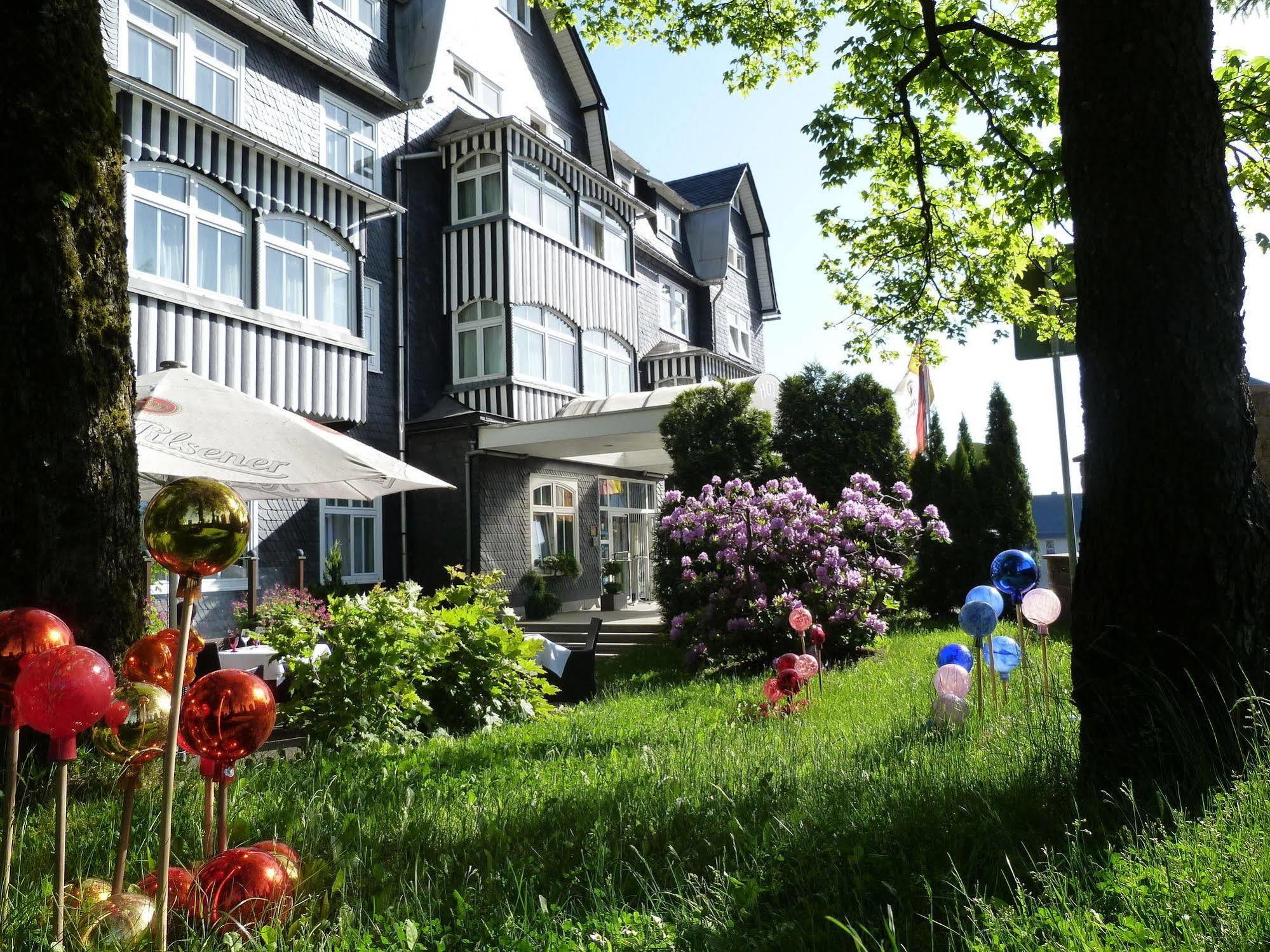 Hotel Schieferhof - Glaslust Neuhaus am Rennweg Εξωτερικό φωτογραφία